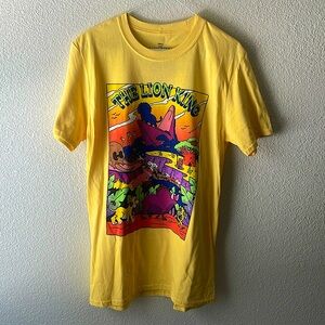 Disney The Lion King T Shirt Large L Yellow Short Sleeve Tee